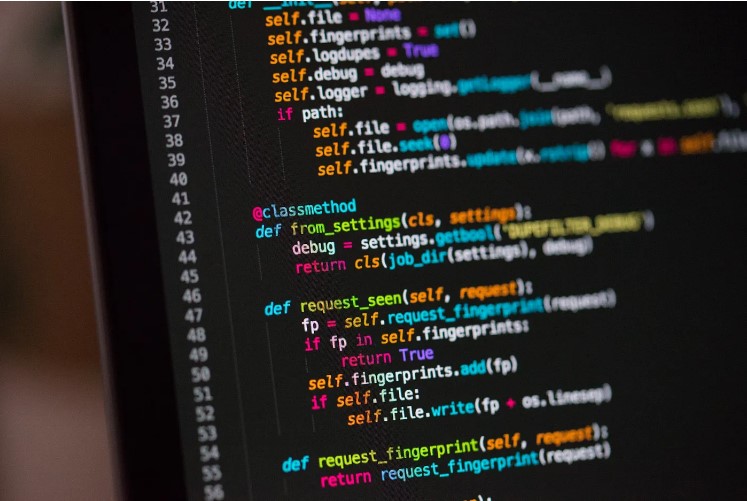 Empowering data analysis with Langchain and Pinecone